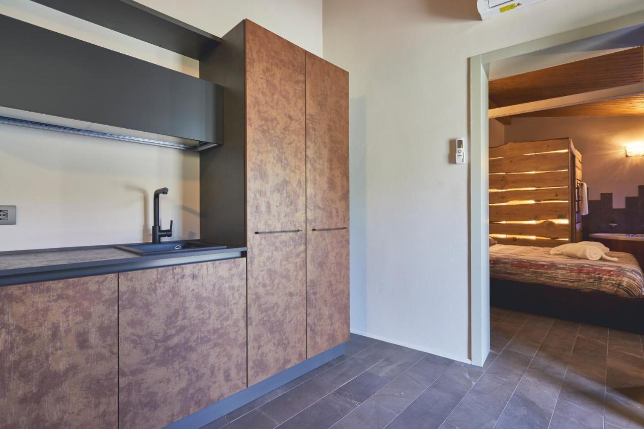 פורלי Le Stagioni Luxury Suite מראה חיצוני תמונה